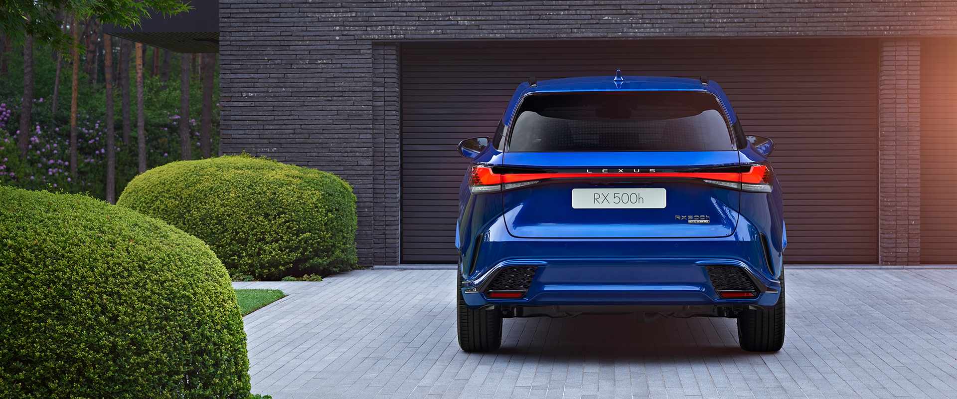 Lexus RX 500h F SPORT Performance | SUV | Crossover | Lexus