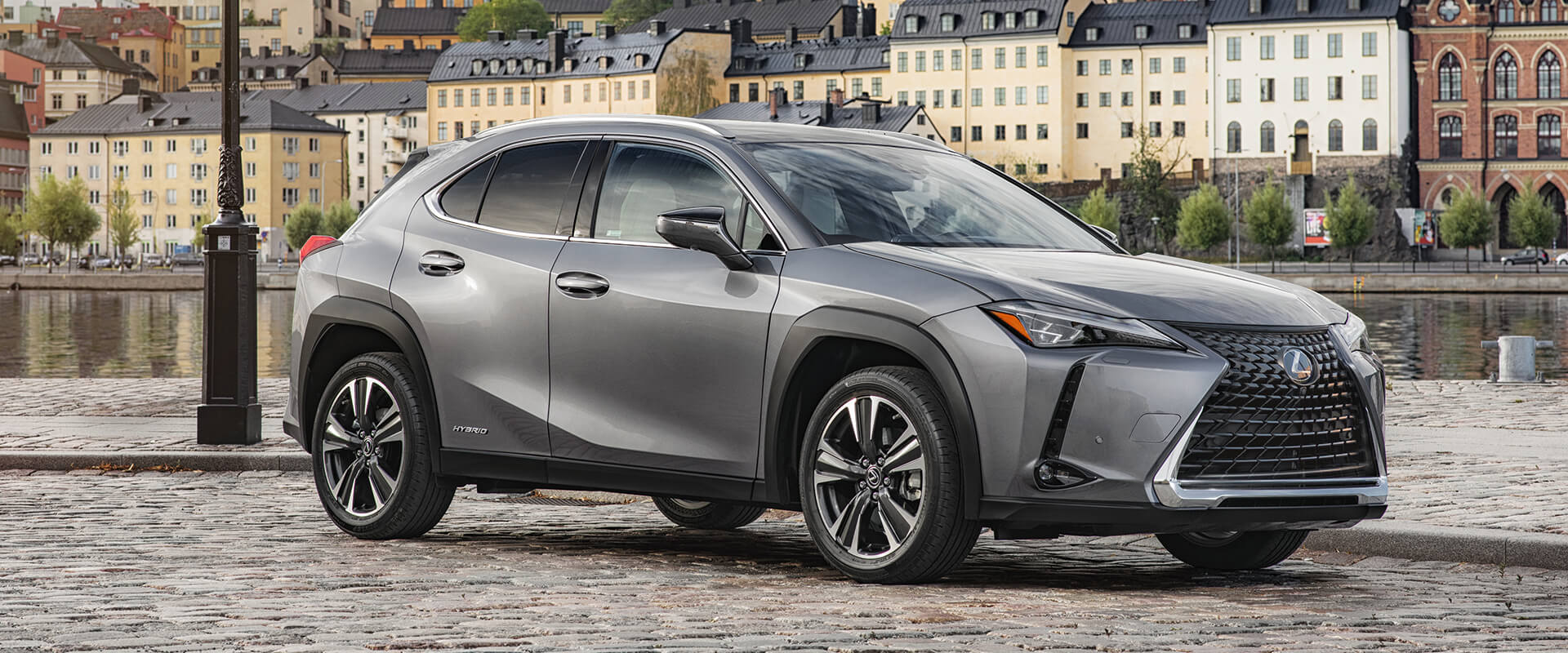 Csal di Terepj r Lexus Hybrid Auto Magyar