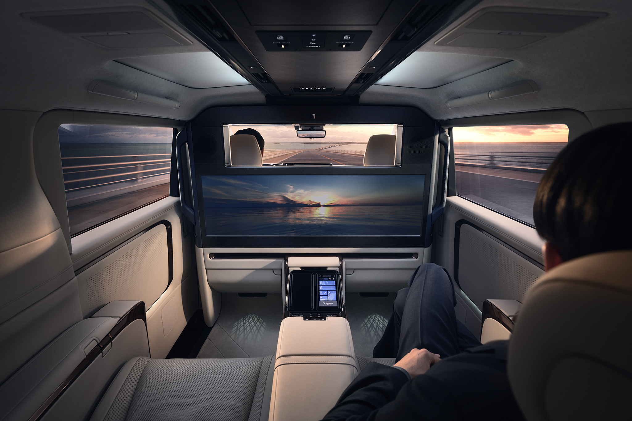 Luxury 4 Interior